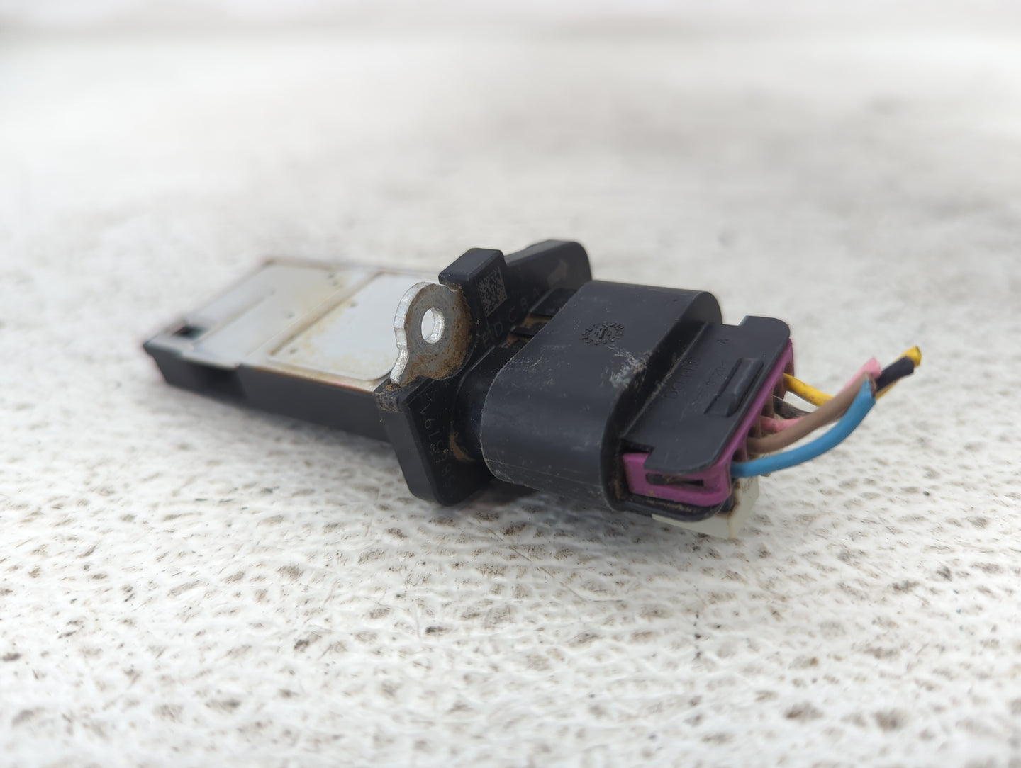 2010-2011 Chevrolet Equinox Mass Air Flow Meter Maf 1487548 - Oemusedautoparts1.com