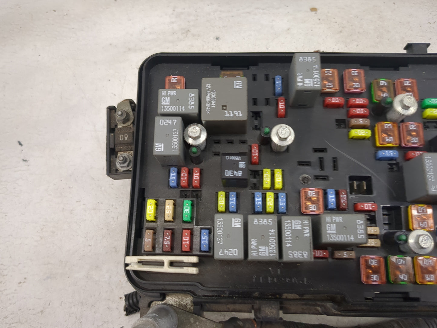 2011 Chevrolet Equinox Fusebox Fuse Box Panel Relay Module P/N:20899629 13500114, 13500127, 13500128, 13500113, 13500641 Fit