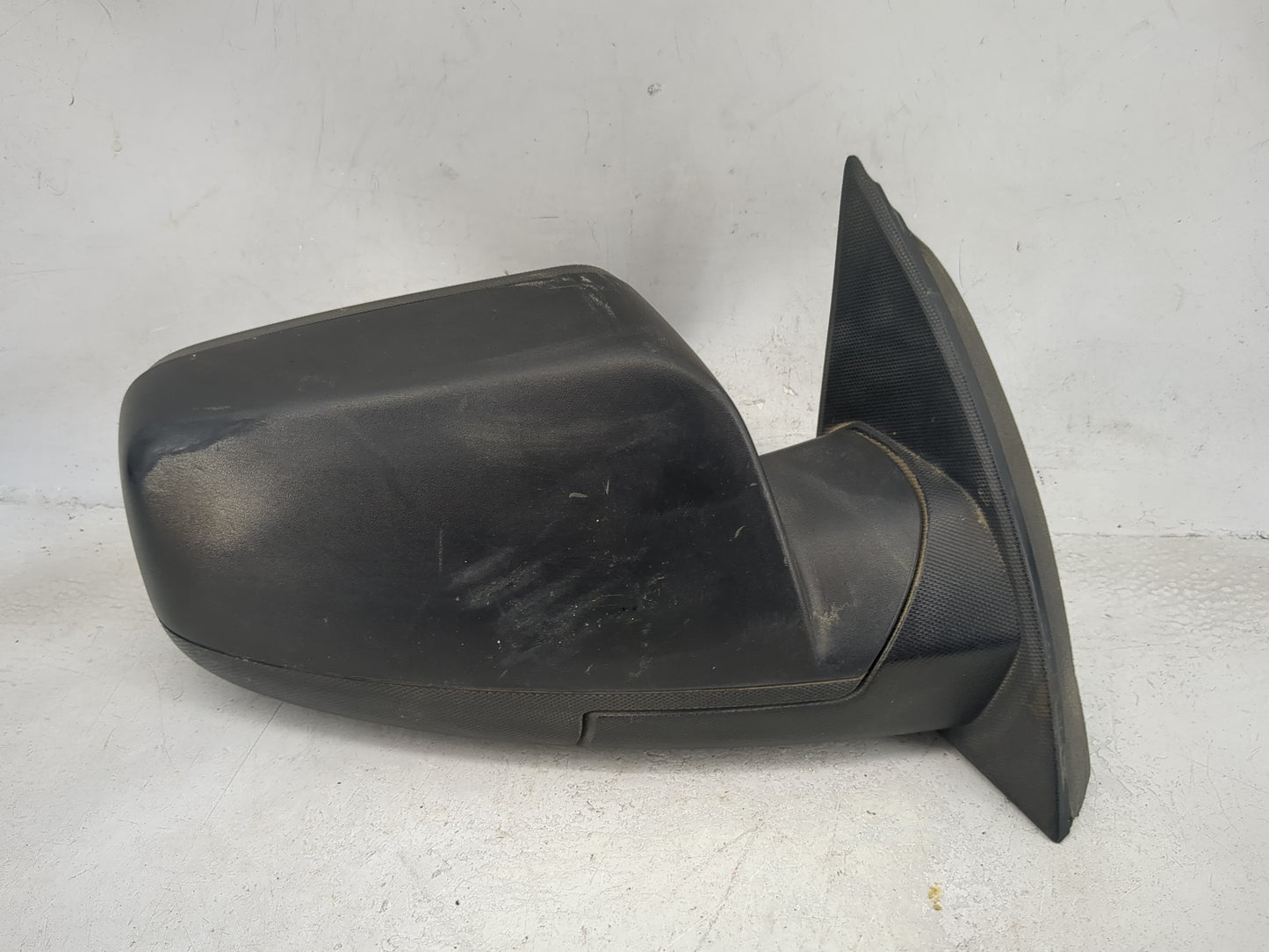 2010-2011 Chevrolet Equinox Passenger Side View Mirror - Right Door Mirror OEM Used - Oemusedautoparts1.com
