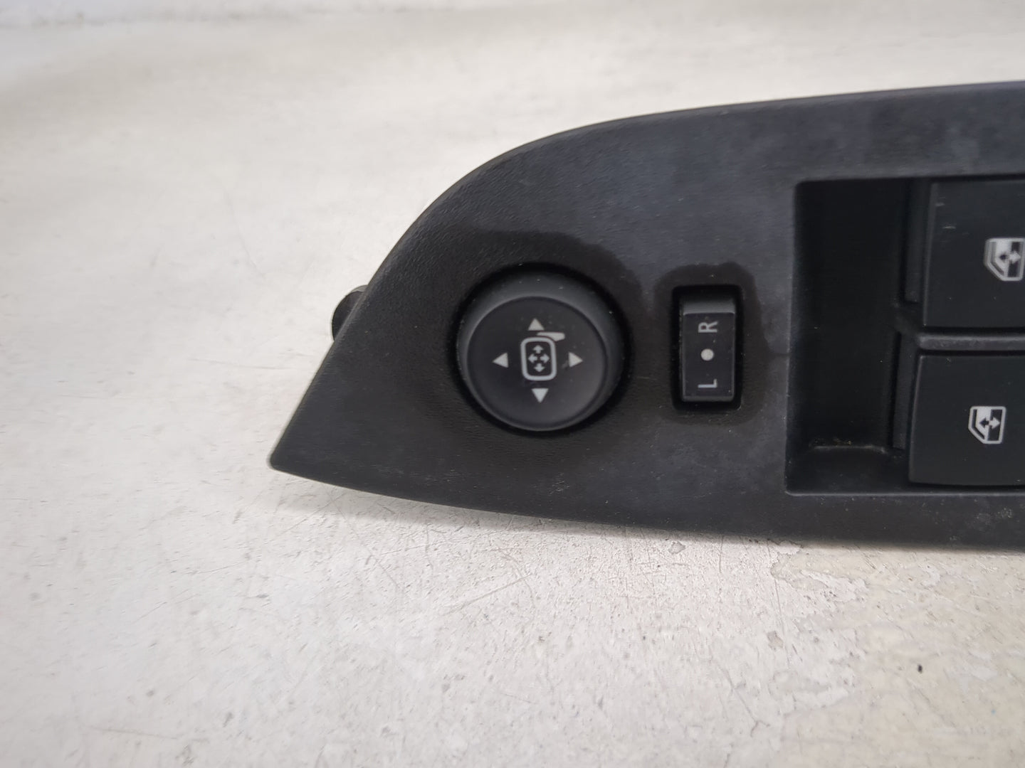 2010-2017 Chevrolet Equinox Master Power Window Switch Replacement Driver Side Left P/N:20817599 Fits OEM Used Auto Parts - 