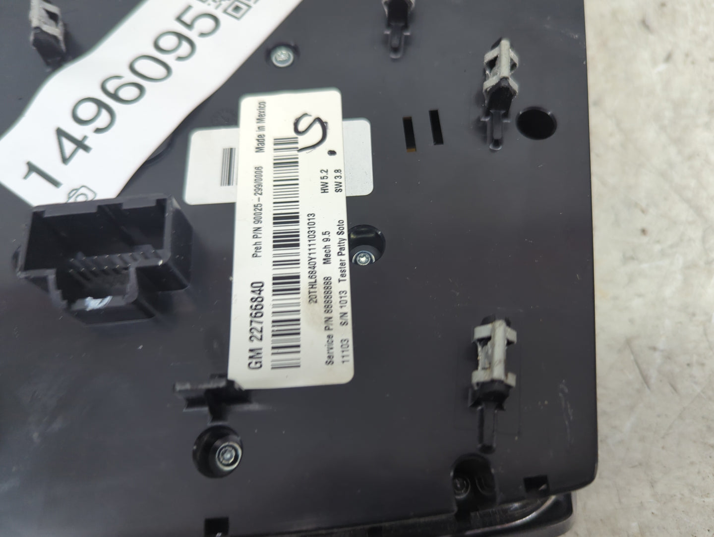 2011 Chevrolet Equinox Radio Control Panel 1496095 - Oemusedautoparts1.com