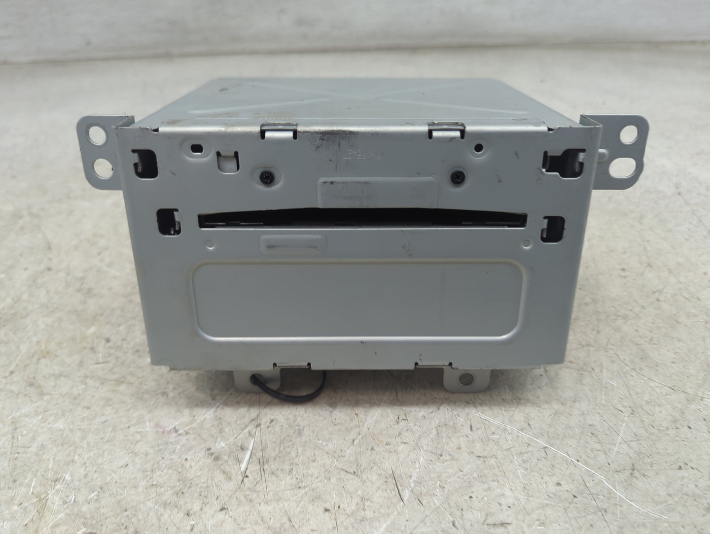 2011-2012 Chevrolet Equinox Radio AM FM Cd Player Receiver Replacement P/N:CQ-FG5011YC 20983517 Fits Fits 2010 2011 2012 OEM