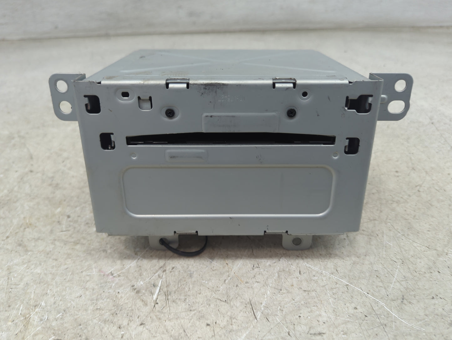 2011-2012 Chevrolet Equinox Radio AM FM Cd Player Receiver Replacement P/N:CQ-FG5011YC 20983517 Fits Fits 2010 2011 2012 OEM