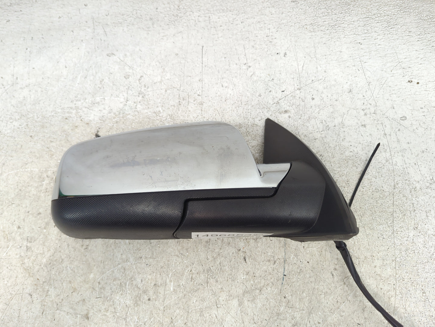 2010-2011 Chevrolet Equinox Passenger Side View Mirror - Right Door Mirror OEM Used - Oemusedautoparts1.com