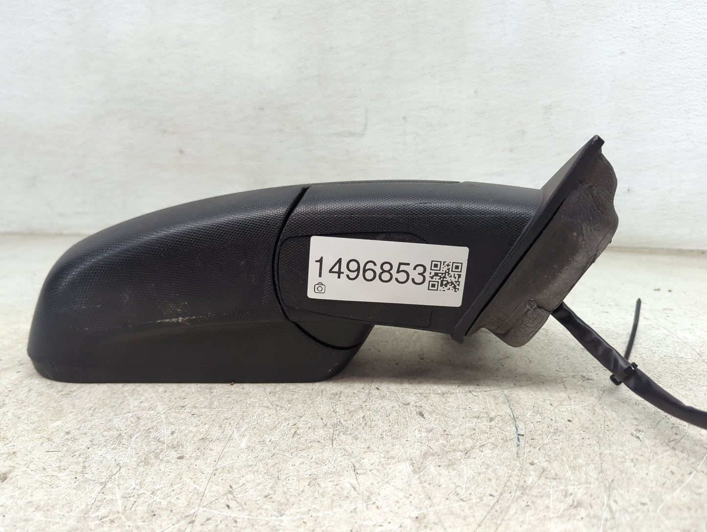 2010-2011 Chevrolet Equinox Passenger Side View Mirror - Right Door Mirror OEM Used - Oemusedautoparts1.com