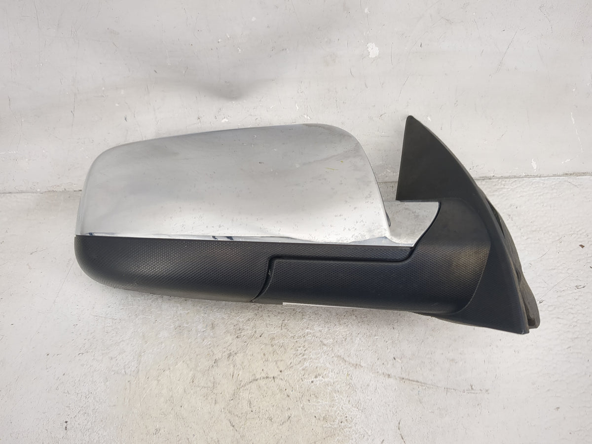 2010-2011 Chevrolet Equinox Passenger Side View Mirror - Right Door Mirror OEM Used - Oemusedautoparts1.com