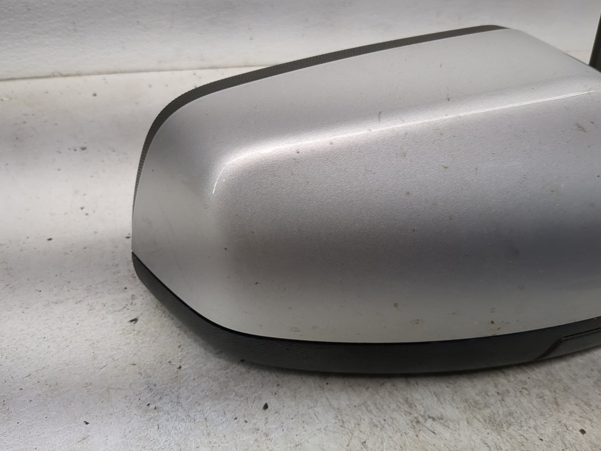 2010-2011 Chevrolet Equinox Passenger Side View Mirror - Right Door Mirror OEM Used - Oemusedautoparts1.com