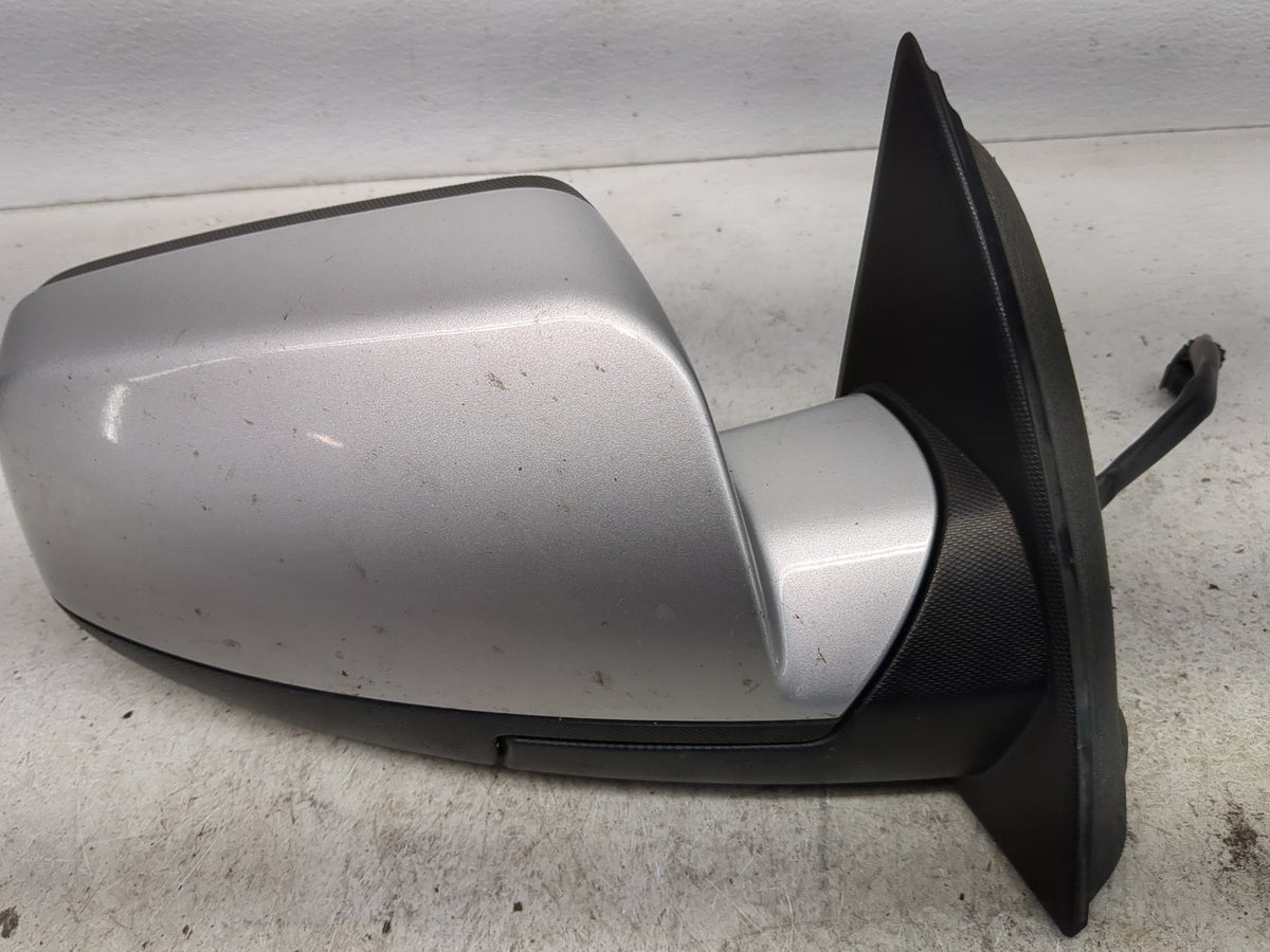 2010-2011 Chevrolet Equinox Passenger Side View Mirror - Right Door Mirror OEM Used - Oemusedautoparts1.com