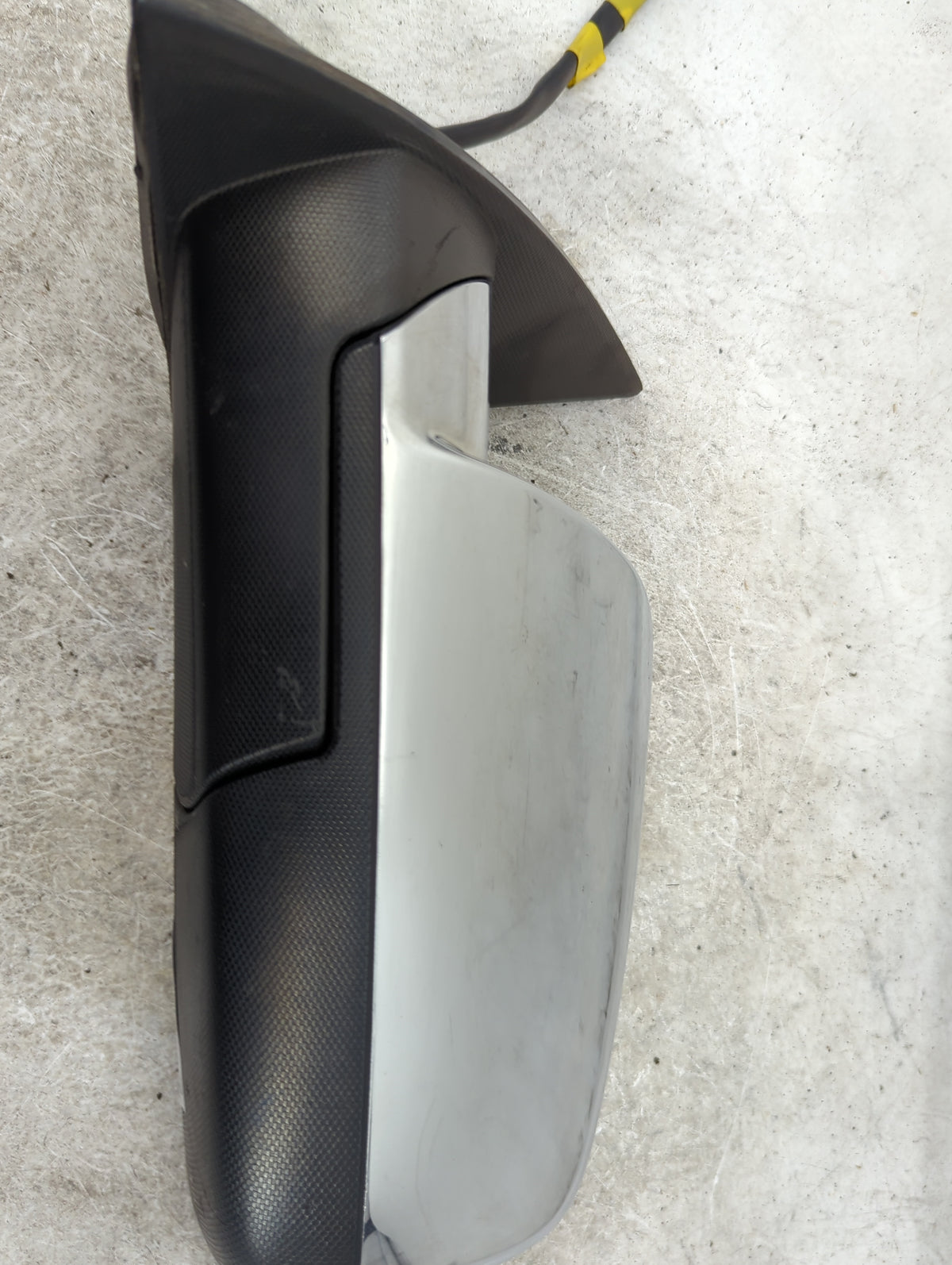 2010-2011 Chevrolet Equinox Driver Side View Mirror - Left Door Mirror OEM Used - Oemusedautoparts1.com