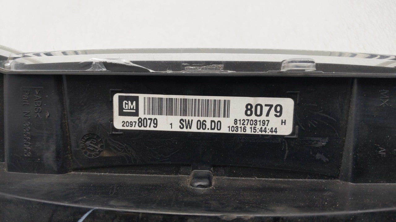 2011 Chevrolet Equinox Instrument Cluster Speedometer Gauges P/N:20978081 20978079, 22783661 Fits OEM Used Auto Parts - Oemu