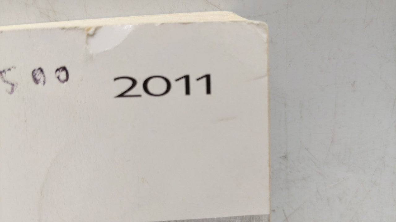 2011 Chevrolet Equinox Owners Manual Book Guide OEM Used Auto Parts - Oemusedautoparts1.com