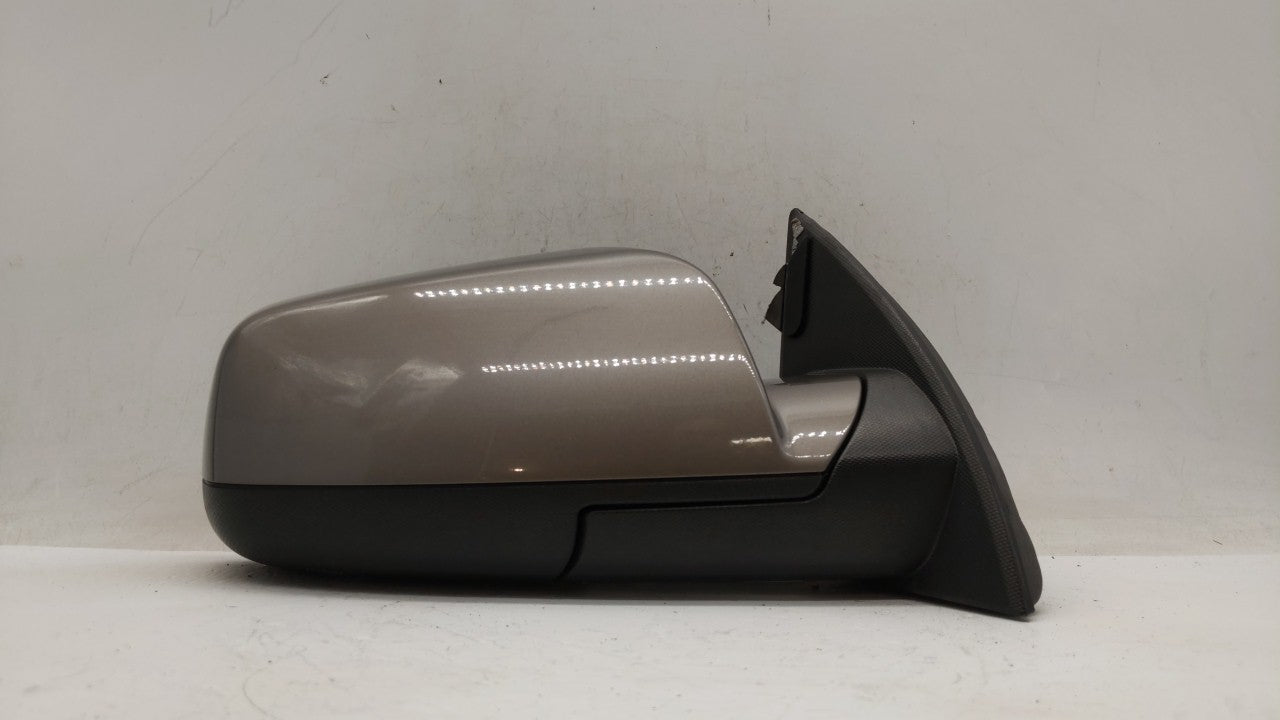 2010-2011 Chevrolet Equinox Passenger Side View Mirror - Right Door Mirror OEM Used - Oemusedautoparts1.com