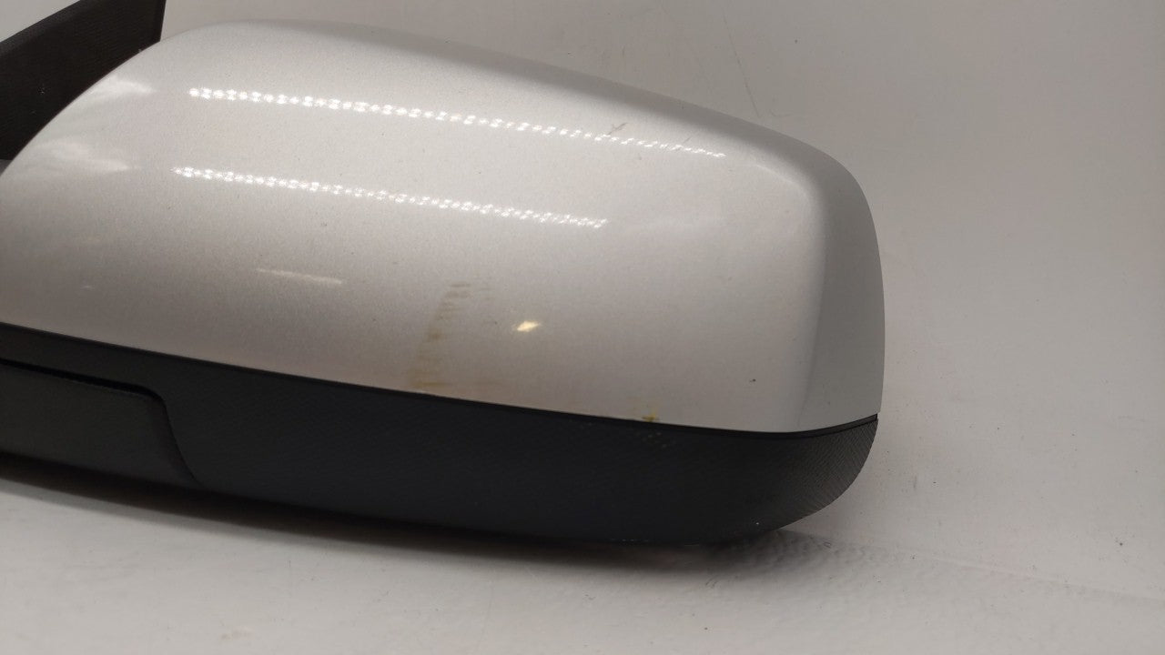 2010-2011 Chevrolet Equinox Driver Side View Mirror - Left Door Mirror OEM Used - Oemusedautoparts1.com