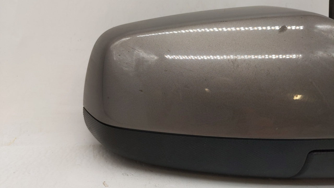 2010-2011 Chevrolet Equinox Passenger Side View Mirror - Right Door Mirror OEM Used - Oemusedautoparts1.com