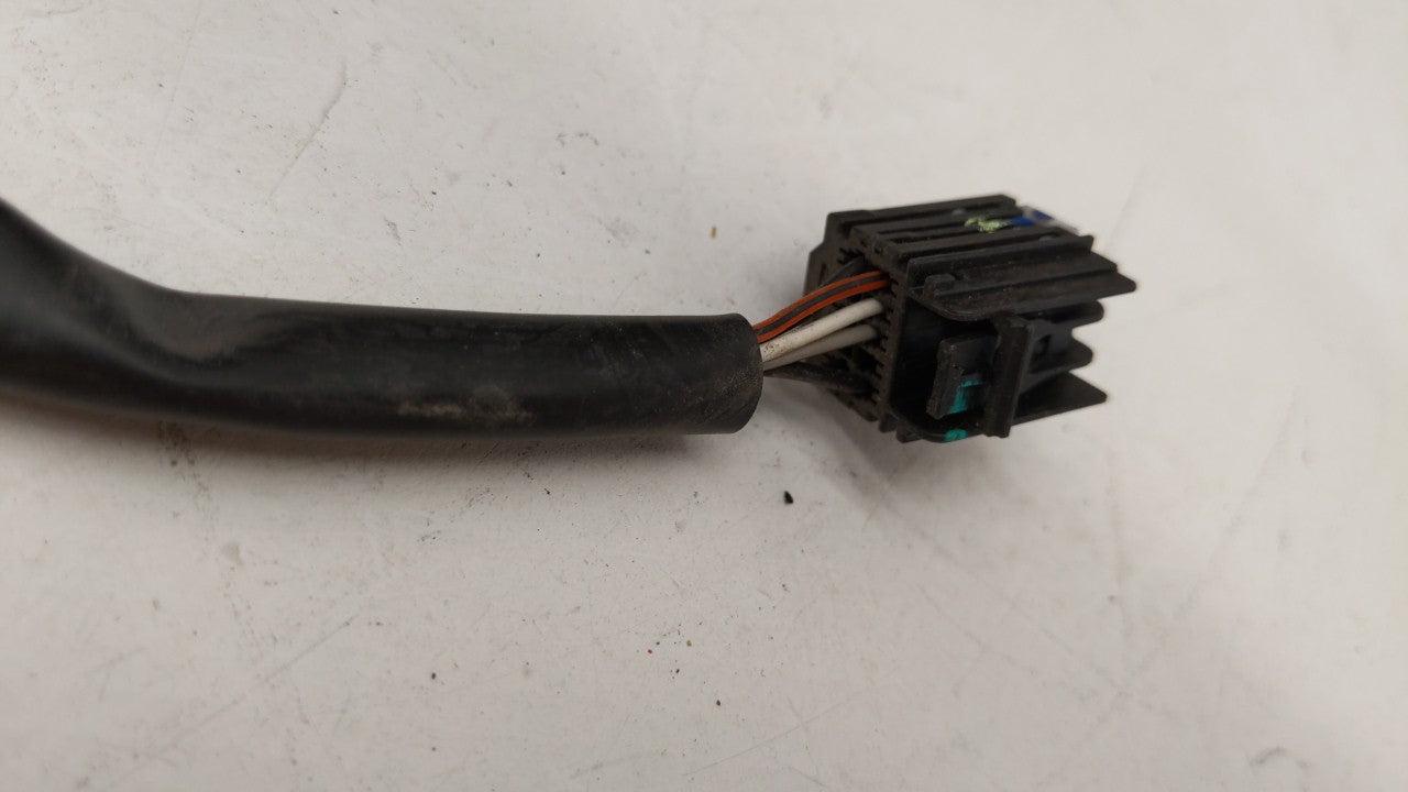 2010-2011 Chevrolet Equinox Passenger Side View Mirror - Right Door Mirror OEM Used - Oemusedautoparts1.com