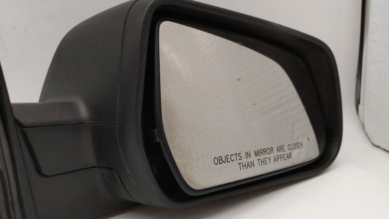 2010-2011 Chevrolet Equinox Passenger Side View Mirror - Right Door Mirror OEM Used - Oemusedautoparts1.com
