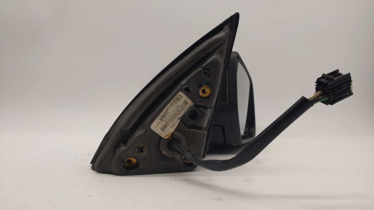 2010-2011 Chevrolet Equinox Passenger Side View Mirror - Right Door Mirror OEM Used - Oemusedautoparts1.com