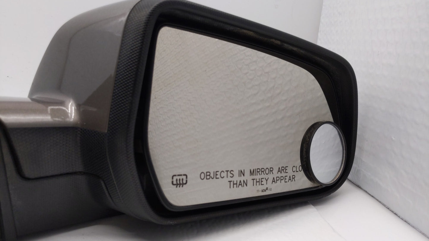 2010-2011 Chevrolet Equinox Passenger Side View Mirror - Right Door Mirror OEM Used - Oemusedautoparts1.com