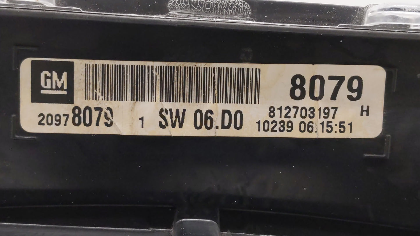 2011 Chevrolet Equinox Instrument Cluster Speedometer Gauges P/N:22783663 20978081, 20978079, 22783661 Fits OEM Used Auto Pa