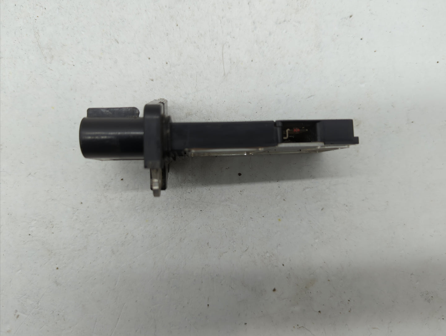 2010-2011 Chevrolet Equinox Mass Air Flow Meter Maf - Oemusedautoparts1.com