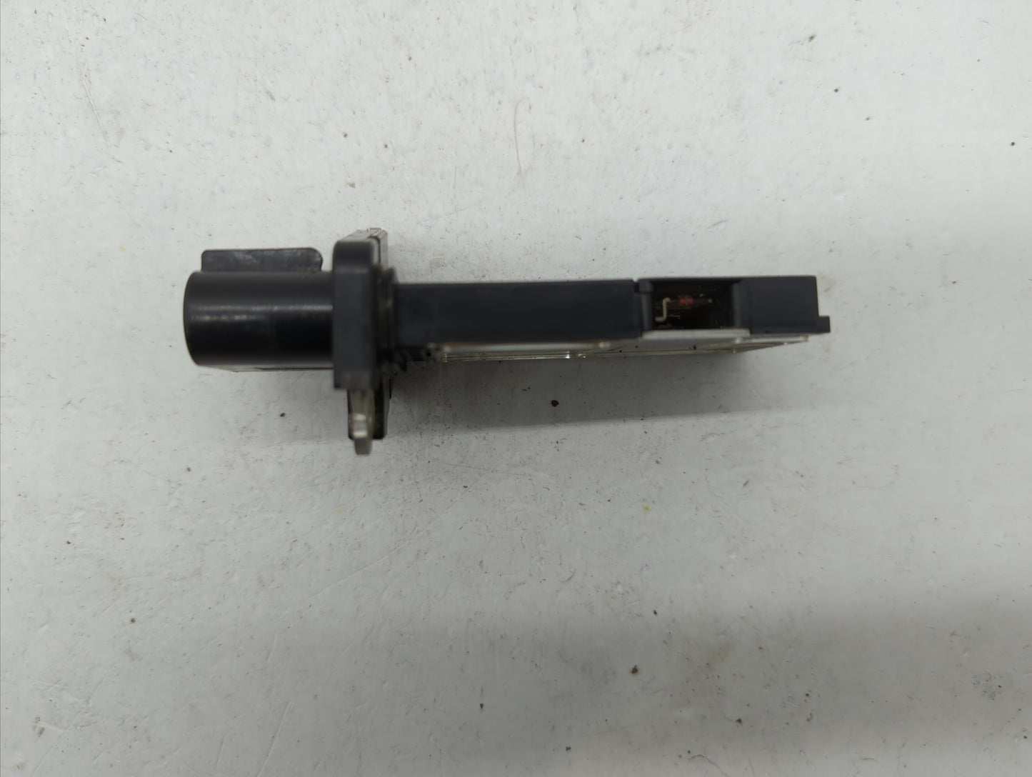 2010-2011 Chevrolet Equinox Mass Air Flow Meter Maf - Oemusedautoparts1.com