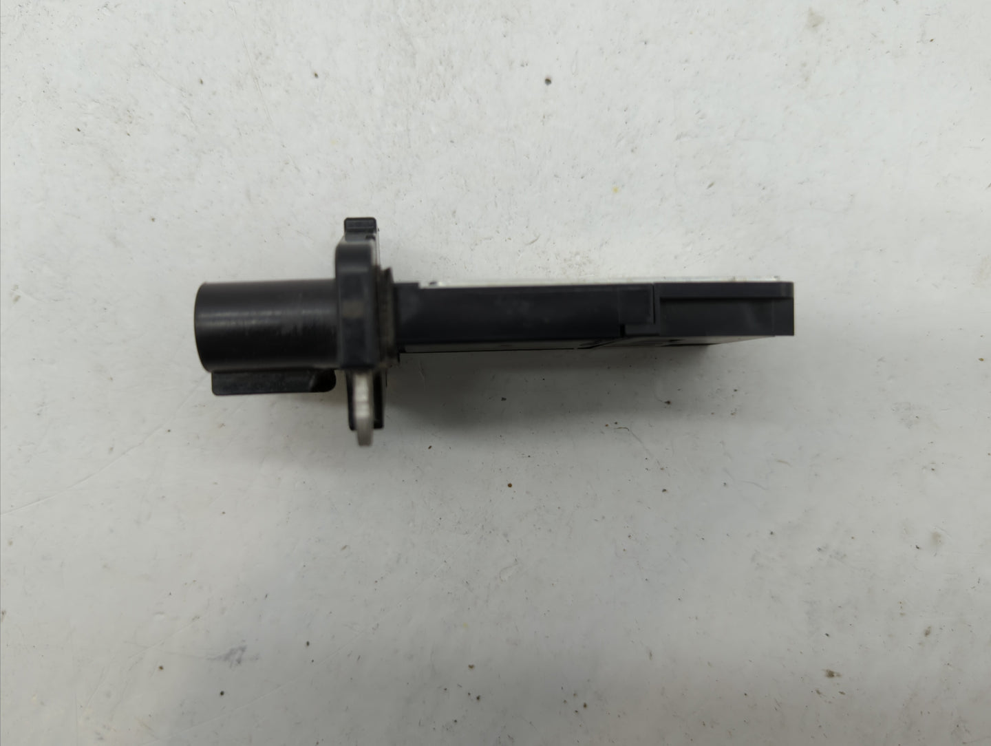2010-2011 Chevrolet Equinox Mass Air Flow Meter Maf - Oemusedautoparts1.com