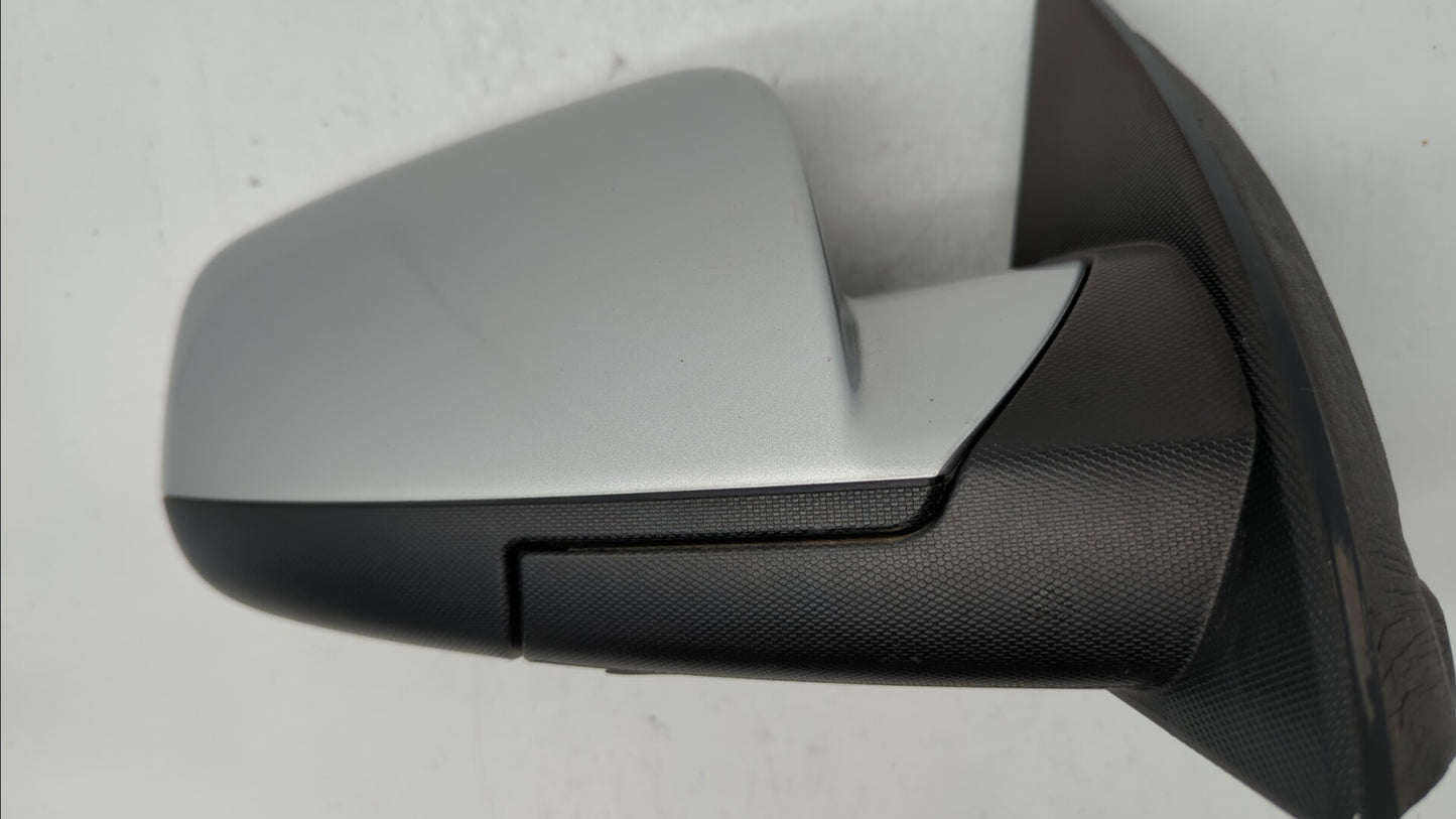 2010-2011 Chevrolet Equinox Passenger Side View Mirror - Right Door Mirror OEM Used - Oemusedautoparts1.com