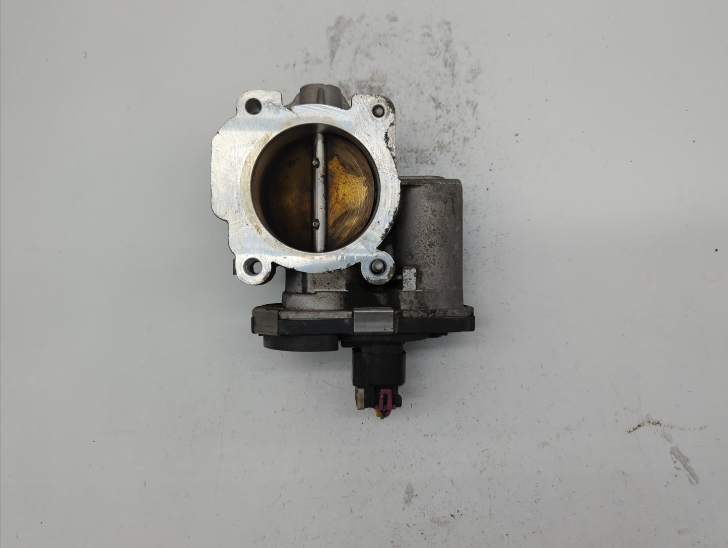 2010-2011 Chevrolet Equinox Throttle Body P/N:668AA 186AA Fits Fits 2007 2008 2009 2010 2011 2012 OEM Used Auto Parts - Oemu