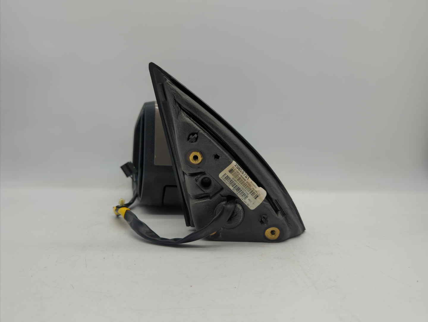 2011 Chevrolet Equinox Driver Side View Mirror - Left Door Mirror OEM Used - Oemusedautoparts1.com