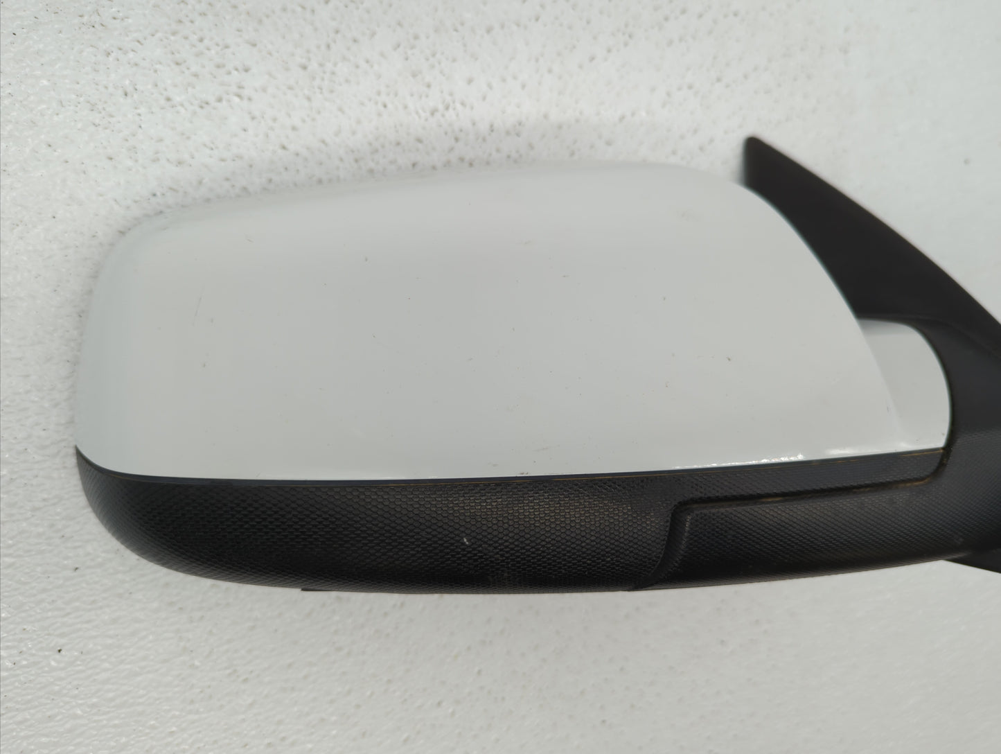 2010-2011 Chevrolet Equinox Driver Side View Mirror - Left Door Mirror OEM Used - Oemusedautoparts1.com