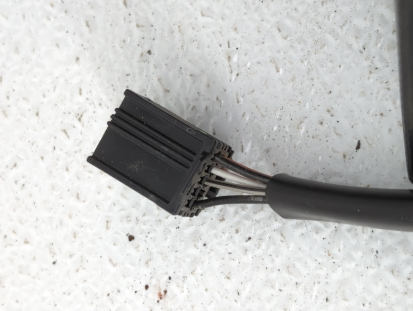 2010-2011 Chevrolet Equinox Passenger Side View Mirror - Right Door Mirror OEM Used - Oemusedautoparts1.com