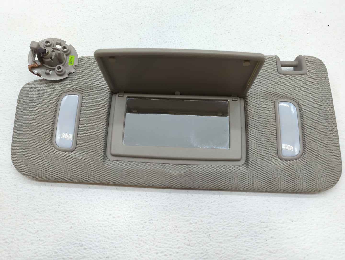 2010-2017 Chevrolet Equinox Sun Visor Shade Replacement Passenger Right Mirror Fits Fits 2010 2011 2012 2013 2014 2015 2016 