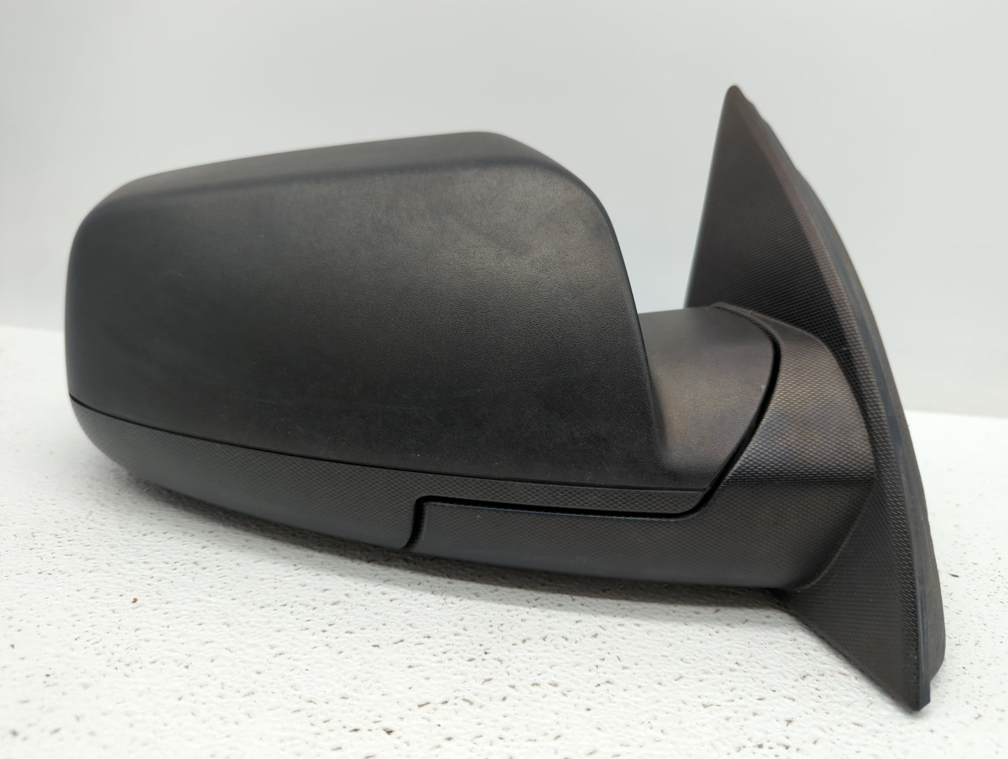 2010-2011 Chevrolet Equinox Passenger Side View Mirror - Right Door Mirror OEM Used - Oemusedautoparts1.com