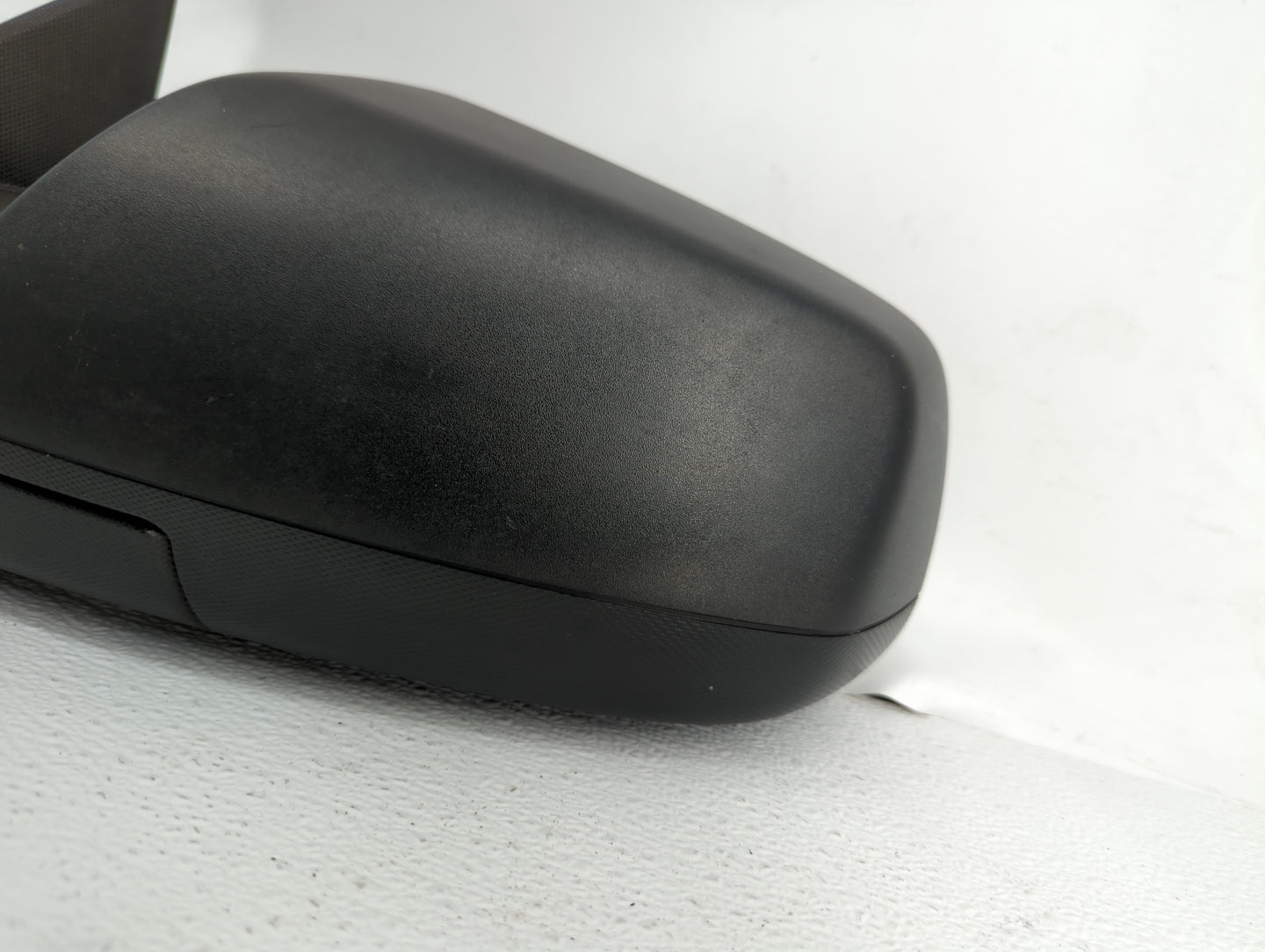 2010-2011 Chevrolet Equinox Driver Side View Mirror - Left Door Mirror OEM Used - Oemusedautoparts1.com