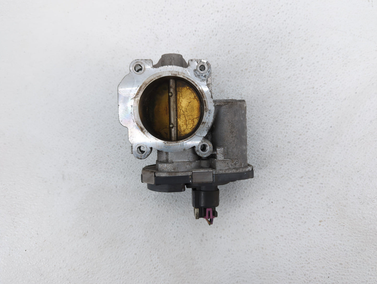 2010-2011 Chevrolet Equinox Throttle Body P/N:9B4G-9F991-A 668AA, 186AA Fits Fits 2007 2008 2009 2010 2011 2012 OEM Used Aut
