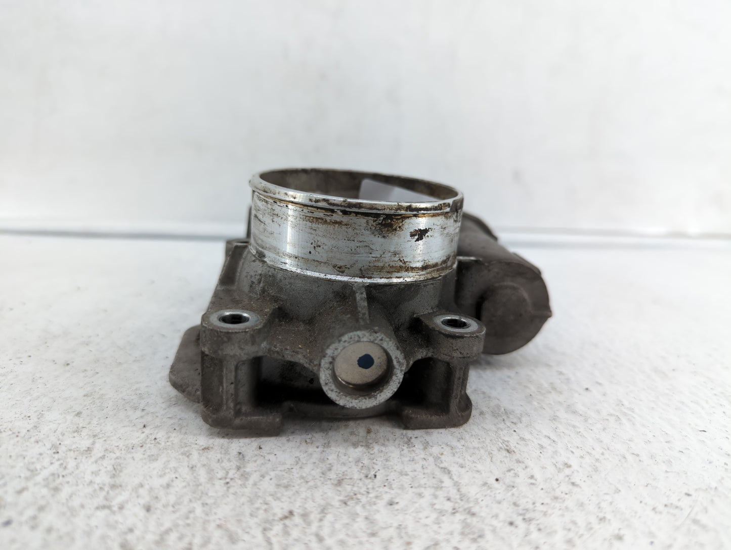 2010-2011 Chevrolet Equinox Throttle Body P/N:9B4G-9F991-A 668AA, 186AA Fits Fits 2007 2008 2009 2010 2011 2012 OEM Used Aut