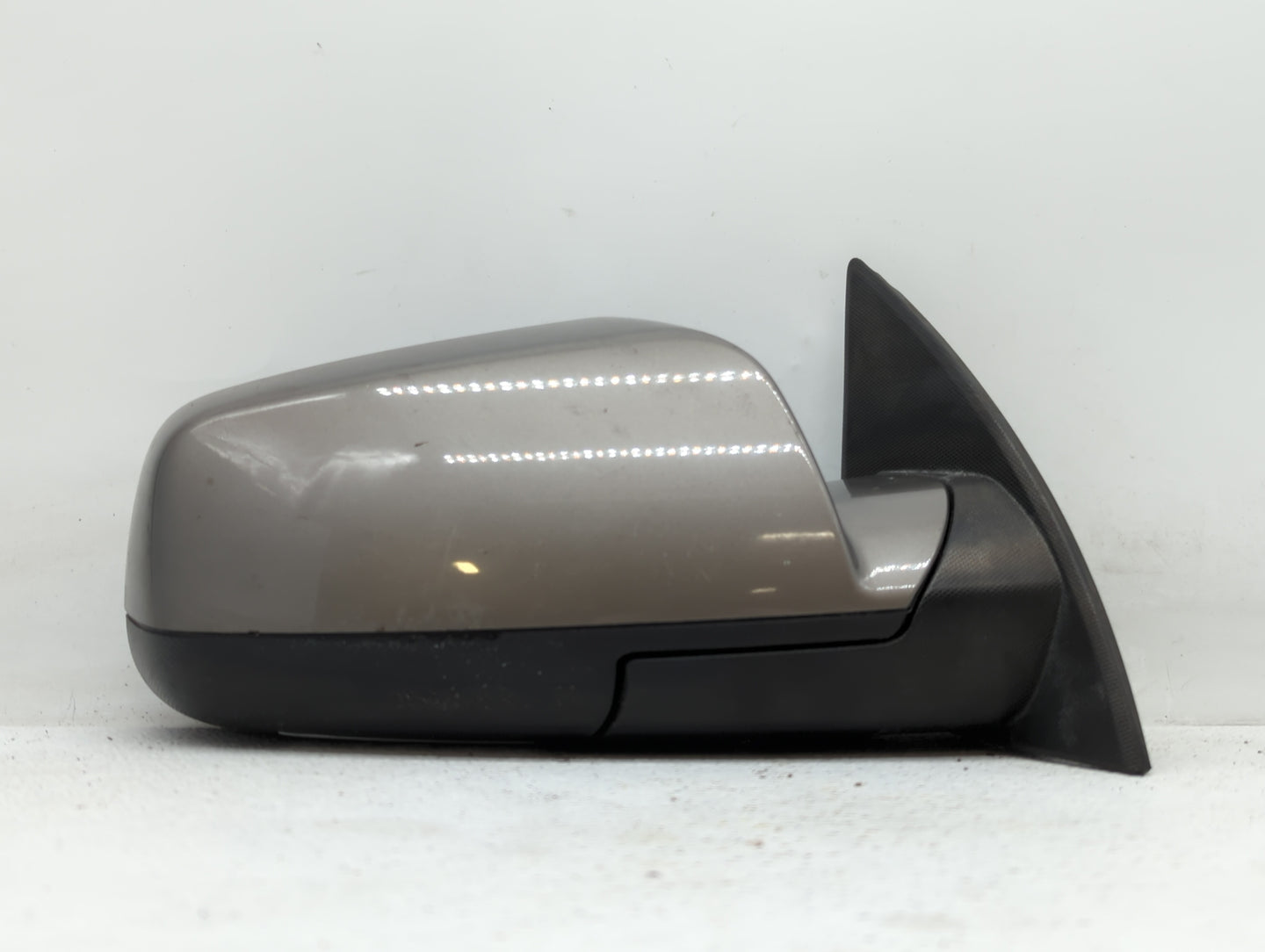 2010-2011 Chevrolet Equinox Passenger Side View Mirror - Right Door Mirror OEM Used - Oemusedautoparts1.com
