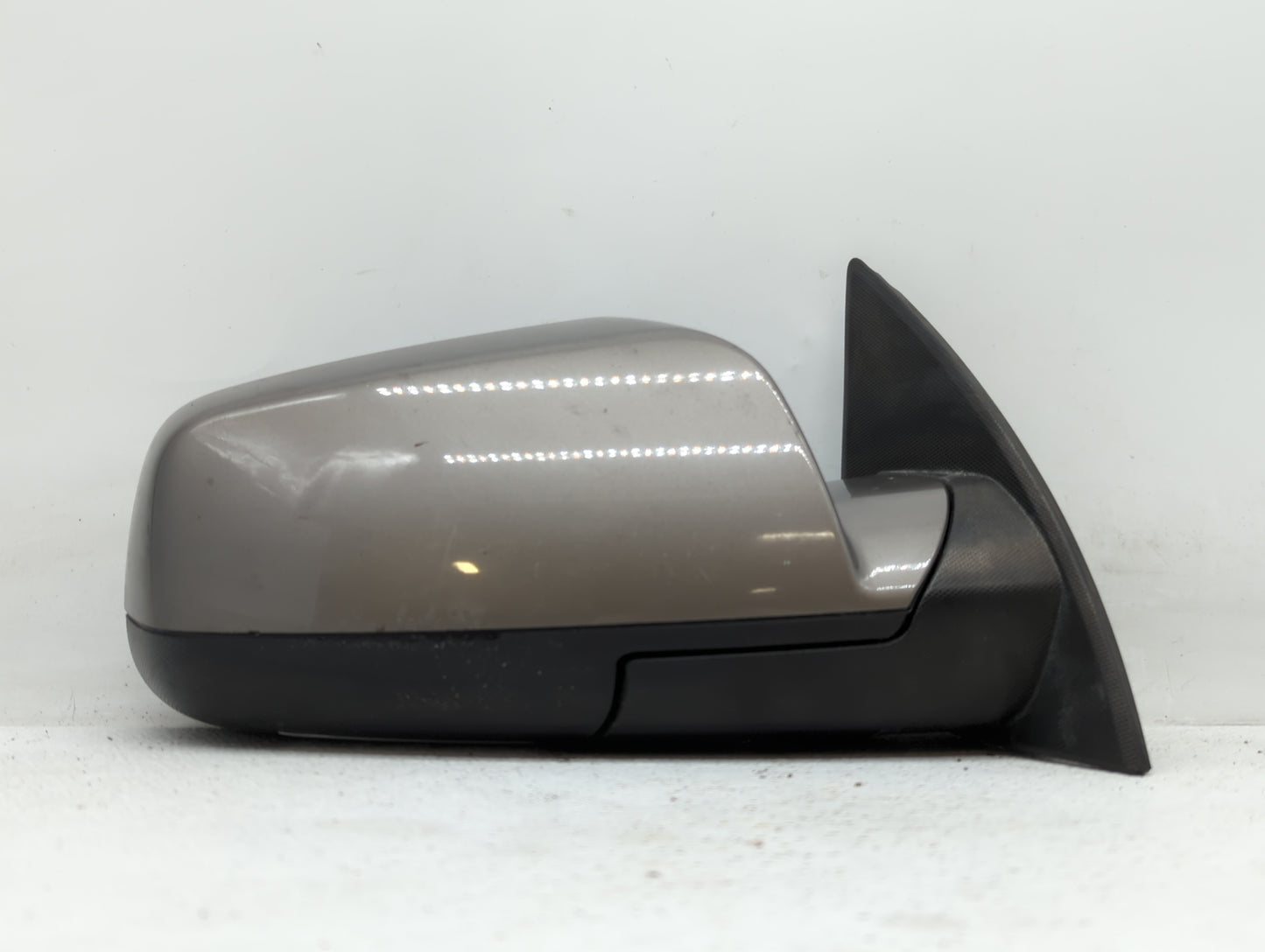 2010-2011 Chevrolet Equinox Passenger Side View Mirror - Right Door Mirror OEM Used - Oemusedautoparts1.com