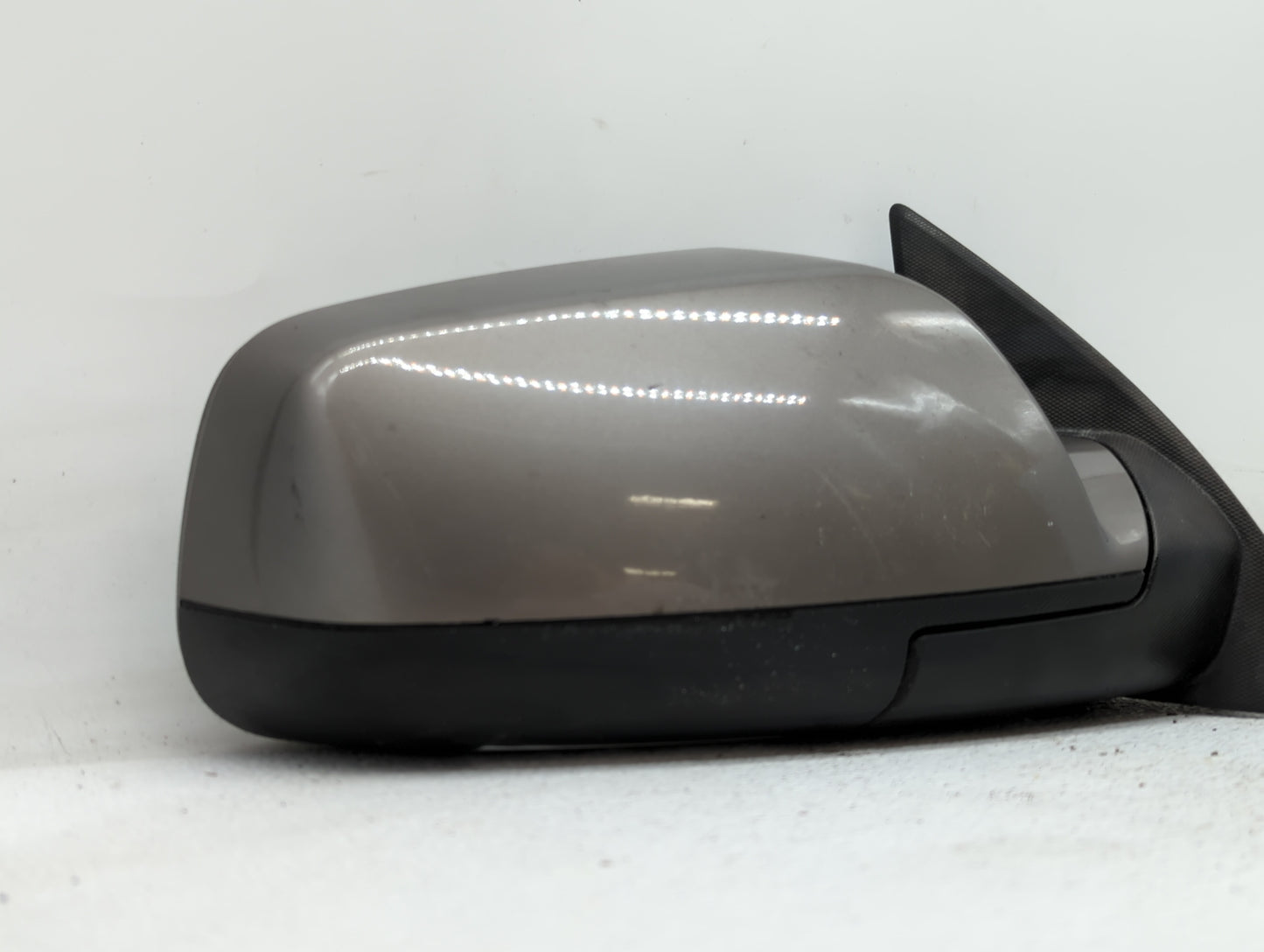 2010-2011 Chevrolet Equinox Passenger Side View Mirror - Right Door Mirror OEM Used - Oemusedautoparts1.com