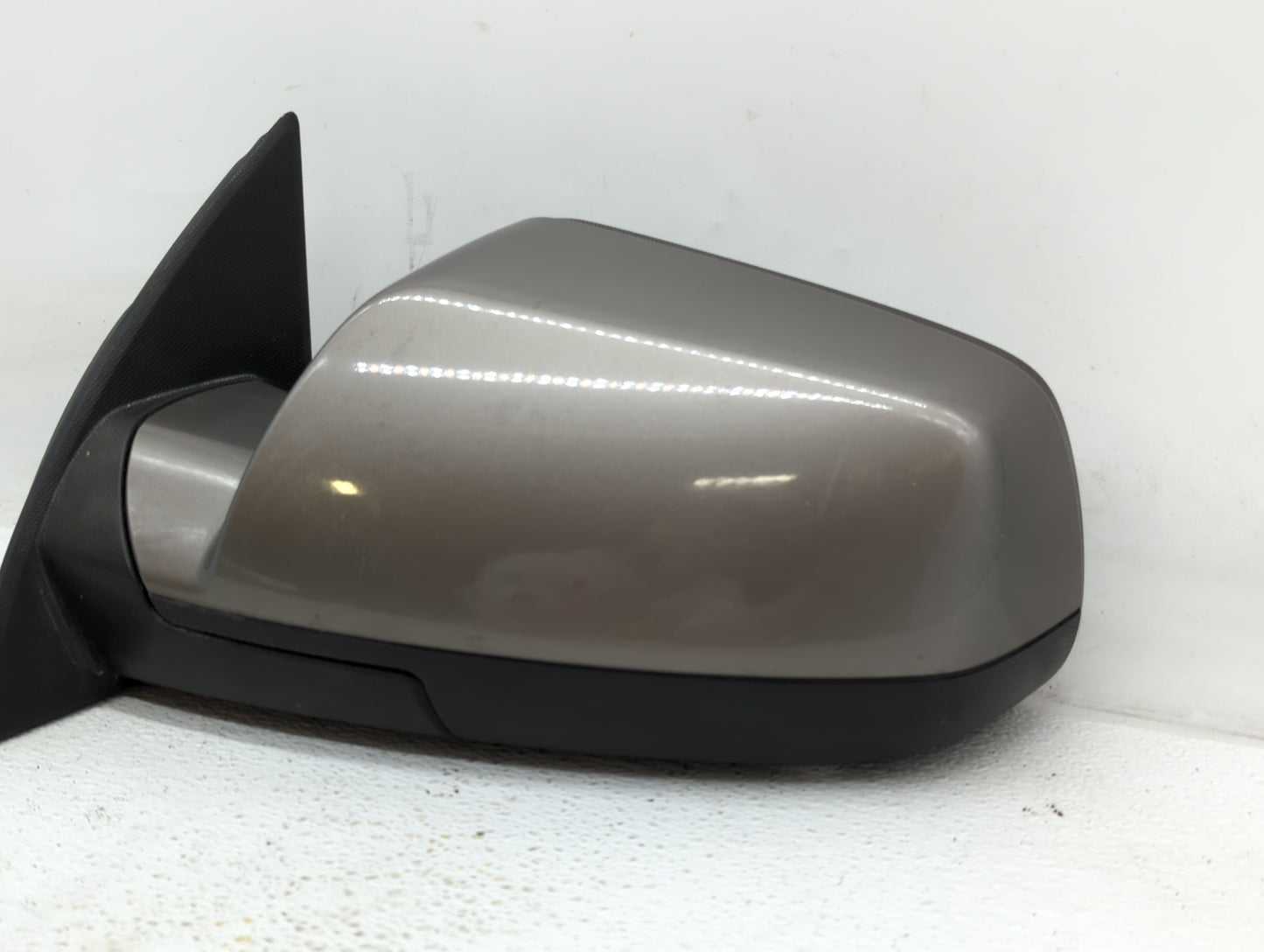 2010-2011 Chevrolet Equinox Driver Side View Mirror - Left Door Mirror OEM Used - Oemusedautoparts1.com