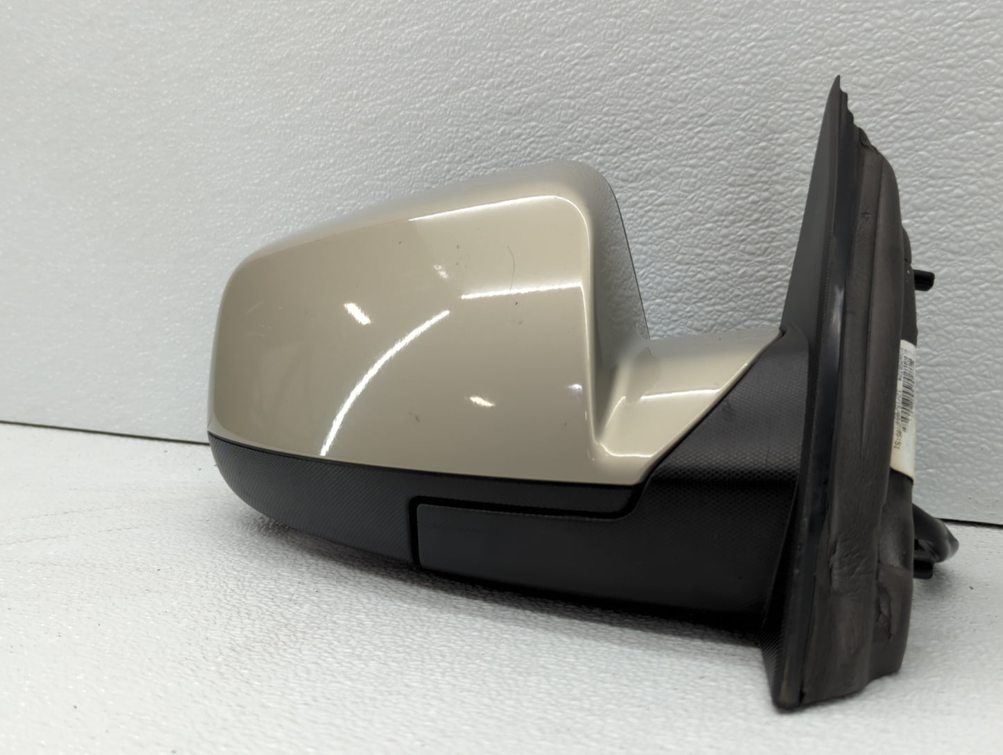 2010-2011 Chevrolet Equinox Passenger Side View Mirror - Right Door Mirror OEM Used - Oemusedautoparts1.com