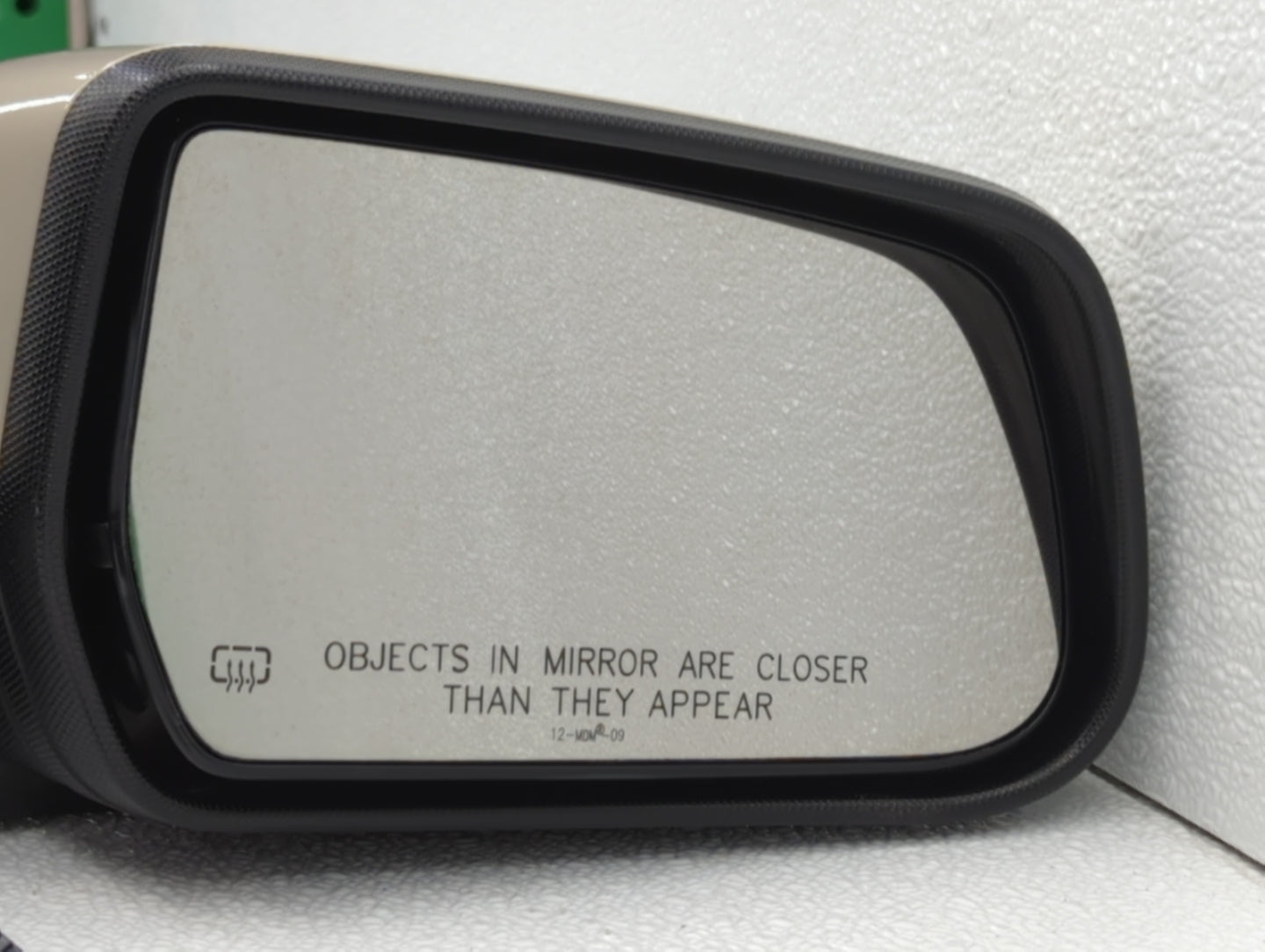 2010-2011 Chevrolet Equinox Passenger Side View Mirror - Right Door Mirror OEM Used - Oemusedautoparts1.com