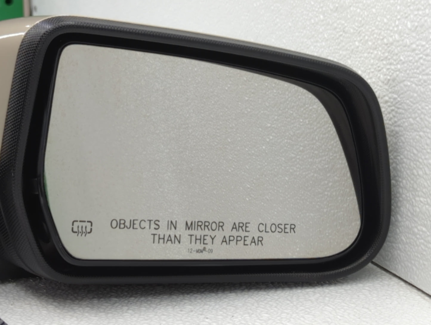 2010-2011 Chevrolet Equinox Passenger Side View Mirror - Right Door Mirror OEM Used - Oemusedautoparts1.com