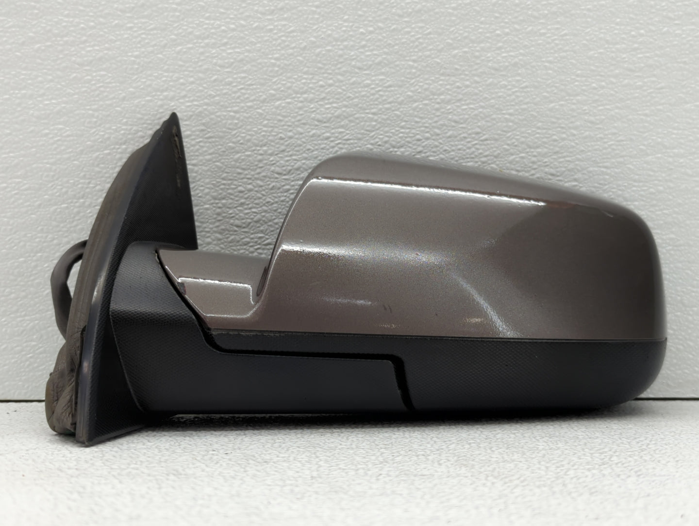 2010-2011 Chevrolet Equinox Driver Side View Mirror - Left Door Mirror OEM Used - Oemusedautoparts1.com
