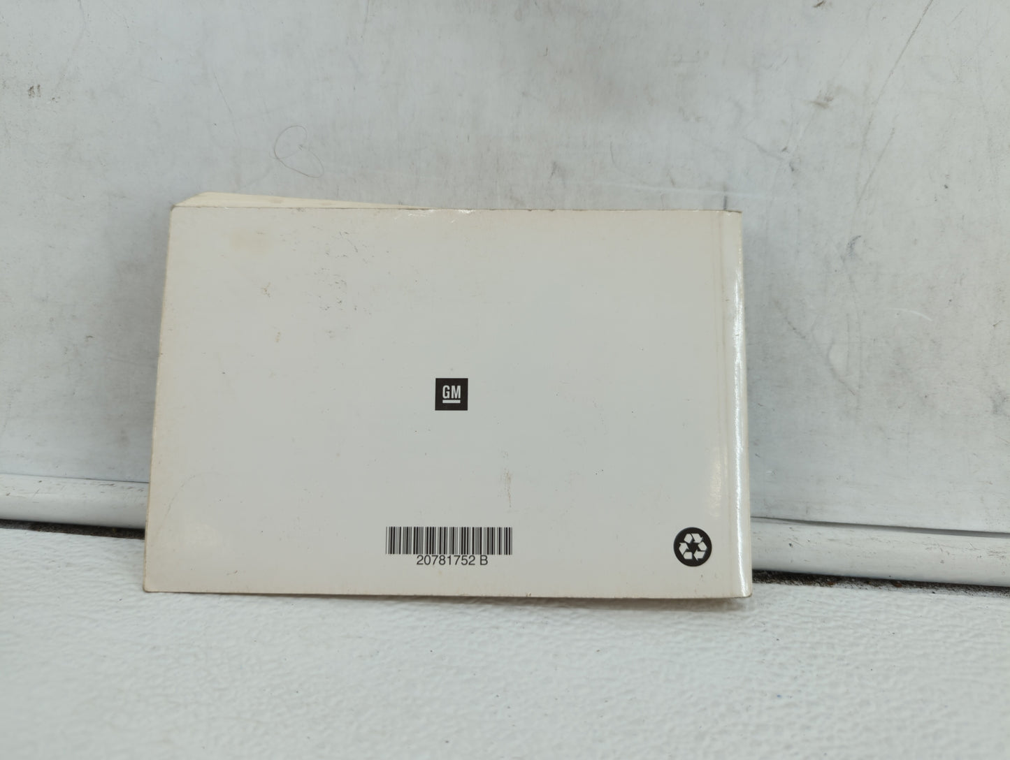 2011 Chevrolet Equinox Owners Manual Book Guide OEM Used Auto Parts - Oemusedautoparts1.com