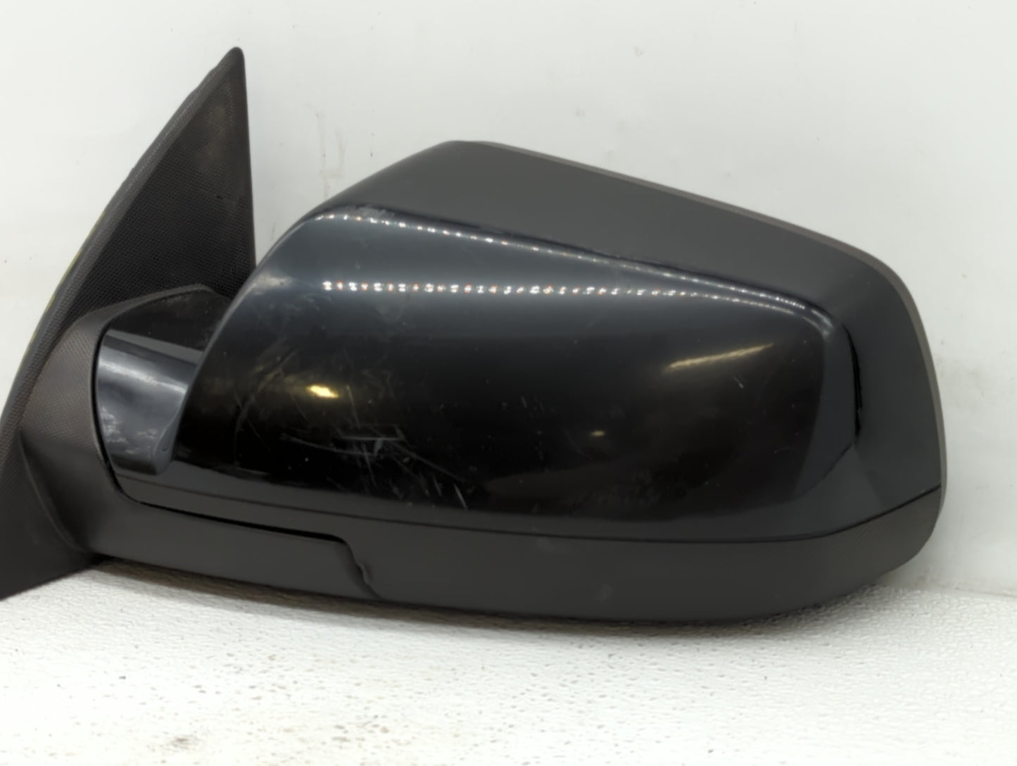 2010-2011 Chevrolet Equinox Driver Side View Mirror - Left Door Mirror OEM Used - Oemusedautoparts1.com