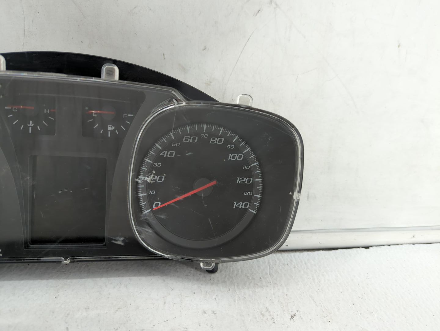 2011 Chevrolet Equinox Instrument Cluster Speedometer Gauges P/N:22783663 20978081, 20978079, 22783661 Fits OEM Used Auto Pa