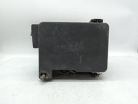 2011 Chevrolet Equinox Fusebox Fuse Box Panel Relay Module P/N:04692166AB 20899627, 20899629 Fits OEM Used Auto Parts - Oemu