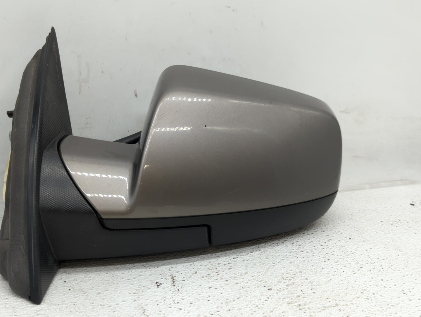 2010-2011 Chevrolet Equinox Driver Side View Mirror - Left Door Mirror OEM Used - Oemusedautoparts1.com