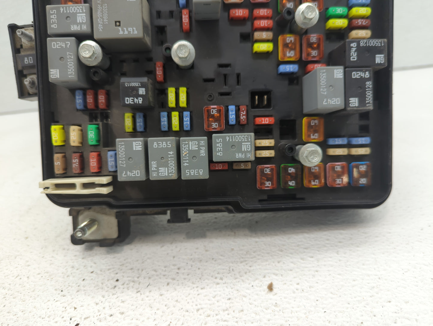 2011 Chevrolet Equinox Fusebox Fuse Box Panel Relay Module P/N:P04692138AF 04692166AB, 20899627, 20899629 Fits OEM Used Auto